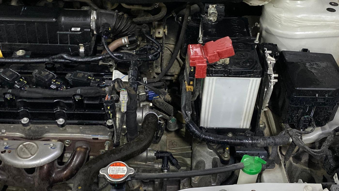 2021 Maruti Ciaz ALPHA 1.5 SHVS PETROL, Petrol, Manual, 38,137 km, Engine View - Left