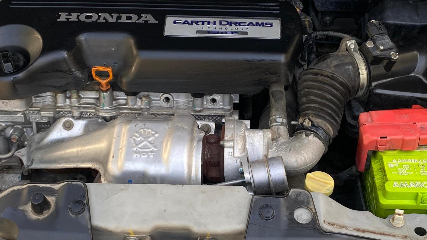 2014 Honda Amaze 1.5L I-DTEC SX, Diesel, Manual, 1,02,554 km, Engine View - Left