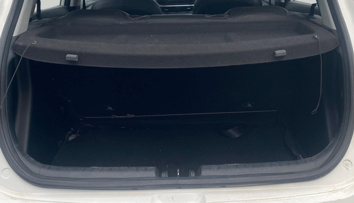 2022 Hyundai NEW I20 SPORTZ 1.2 MT, Petrol, Manual, 26,398 km, Boot Inside