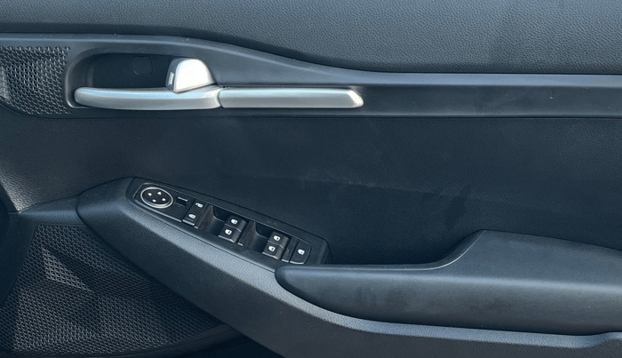 2020 KIA SELTOS HTK 1.5 PETROL, Petrol, Manual, 42,835 km, Driver Side Door Panels Control
