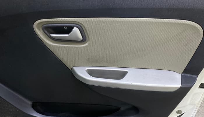 2016 Maruti Alto K10 VXI, Petrol, Manual, 38,216 km, Driver Side Door Panels Control