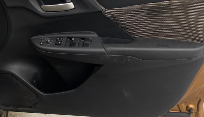 2017 Honda WR-V 1.2L I-VTEC VX MT, Petrol, Manual, 46,442 km, Driver Side Door Panels Control
