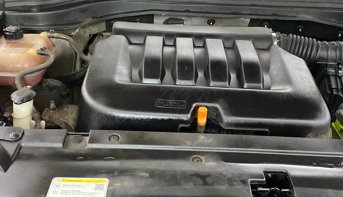 2021 Mahindra XUV700 AX 7 LUXURY P AT 7 STR, Petrol, Automatic, 47,374 km, Engine View - Right