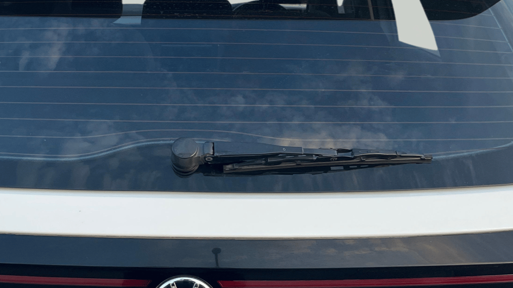 2021 Volkswagen TAIGUN GT PLUS 1.5 TSI DSG, Petrol, Automatic, 1,13,275 km, Rear Wiper