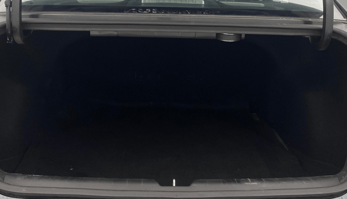 2024 Hyundai Verna SX (O) 1.5 TURBO PETROL DCT, Petrol, Automatic, 7,501 km, Boot Inside
