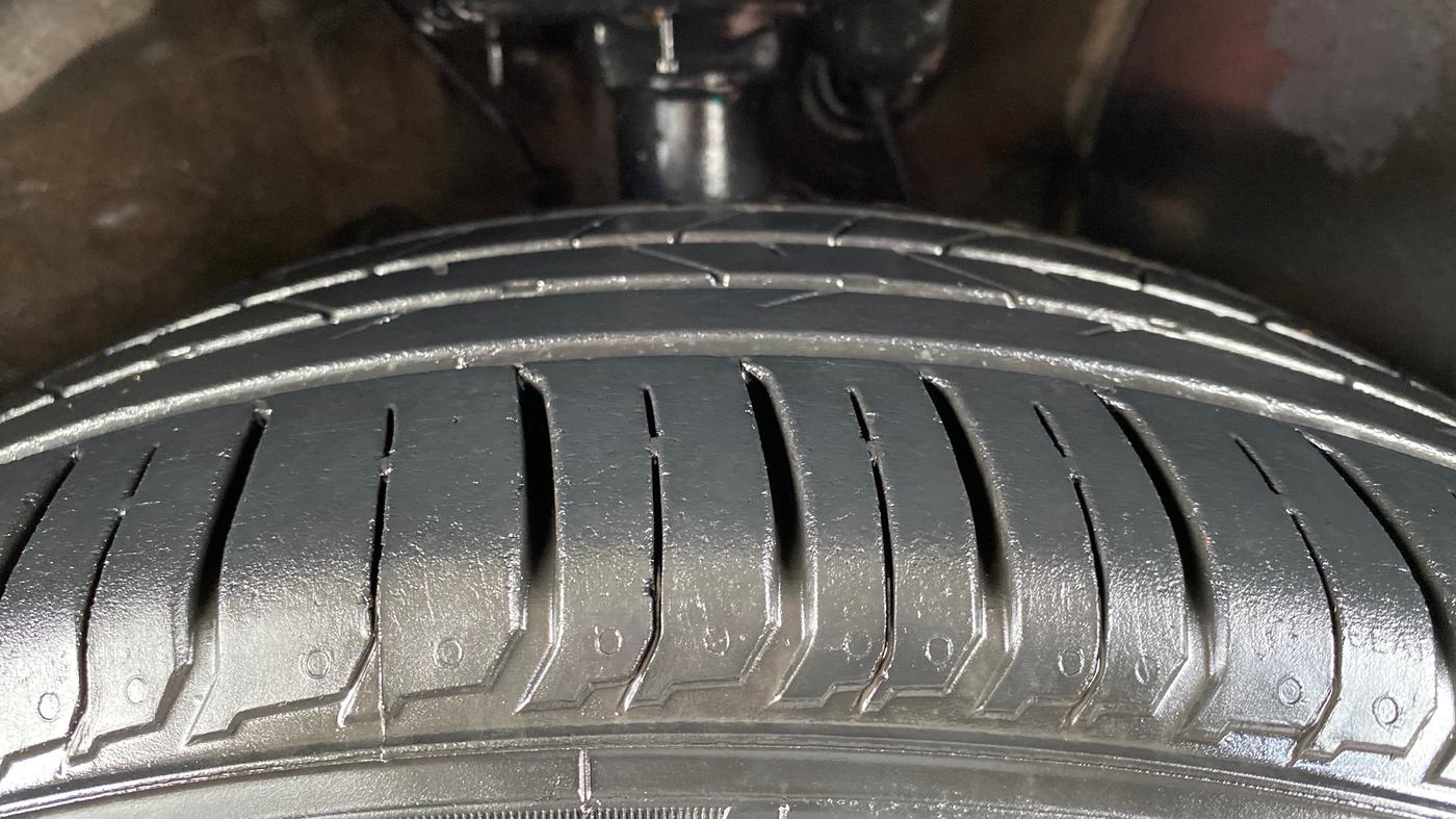 2023 Hyundai VENUE SX (O) MT 1.0 Turbo, Petrol, Manual, 12,162 km, Right Front Tyre Tread