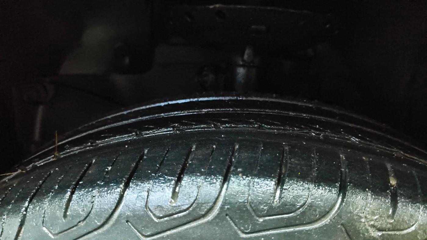2014 Honda Amaze 1.2L I-VTEC VX, Petrol, Manual, 74,682 km, Left Front Tyre Tread