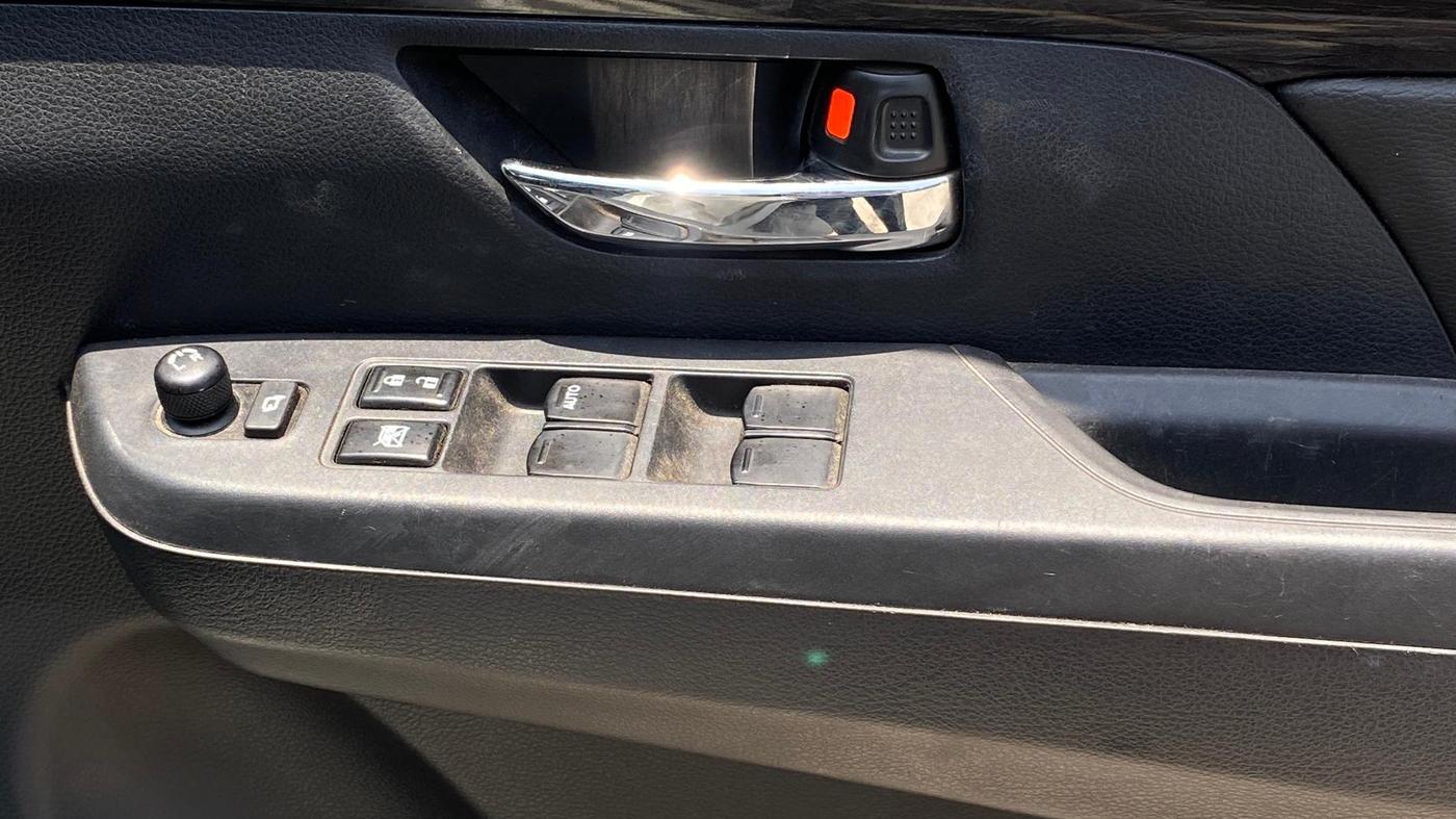 2022 Maruti XL6 ZETA AT, Petrol, Automatic, 29,013 km, Driver Side Door Panels Control