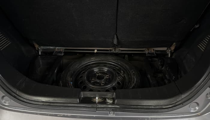 2016 Maruti Wagon R 1.0 VXI, Petrol, Manual, 39,789 km, Boot Inside