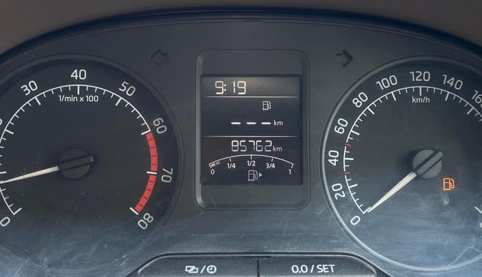 2016 Skoda Rapid AMBITION 1.6 MPI MT, Petrol, Manual, 85,761 km, Odometer Image