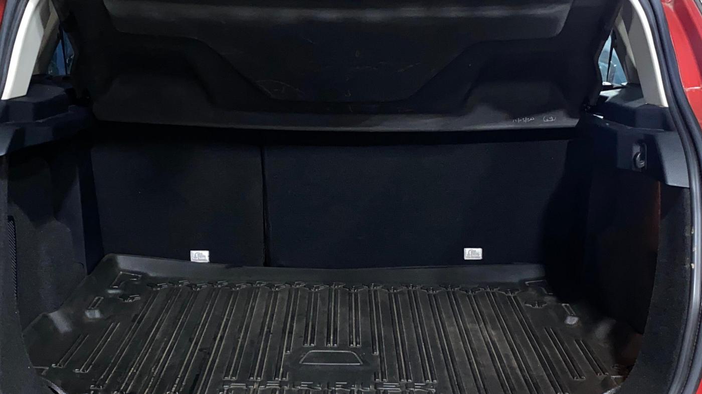 2020 Tata Harrier XZA PLUS 2.0L DUAL TONE, Diesel, Automatic, 13,056 km, Boot Inside
