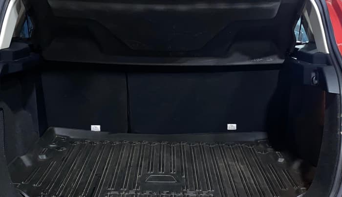 2020 Tata Harrier XZA PLUS 2.0L DUAL TONE, Diesel, Automatic, 13,056 km, Boot Inside