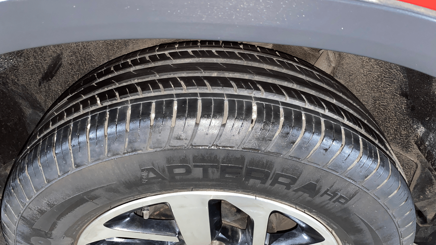 2020 Tata Harrier XZA PLUS 2.0L DUAL TONE, Diesel, Automatic, 13,056 km, Right Front Tyre Tread