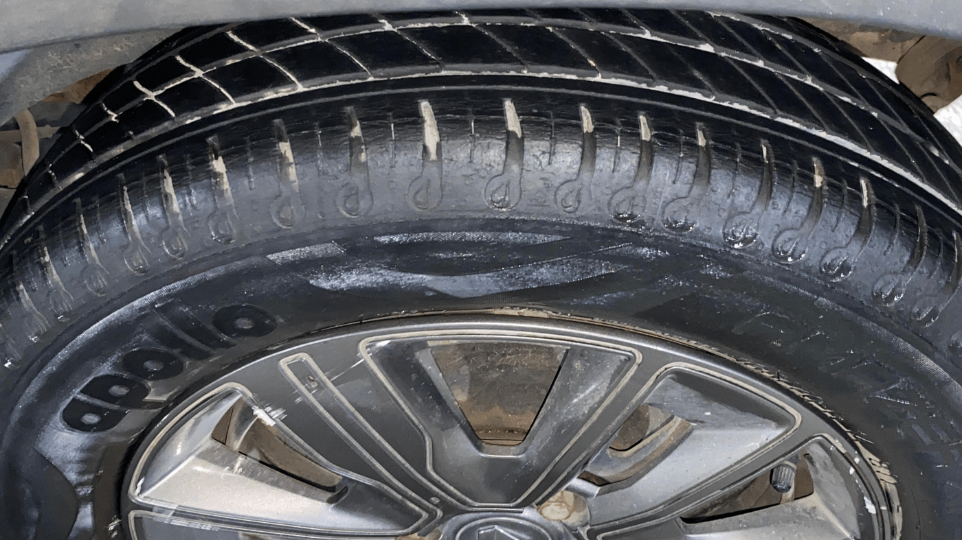 2021 Renault Kwid CLIMBER 1.0 (O), Petrol, Manual, 54,166 km, Right Rear Tyre Tread