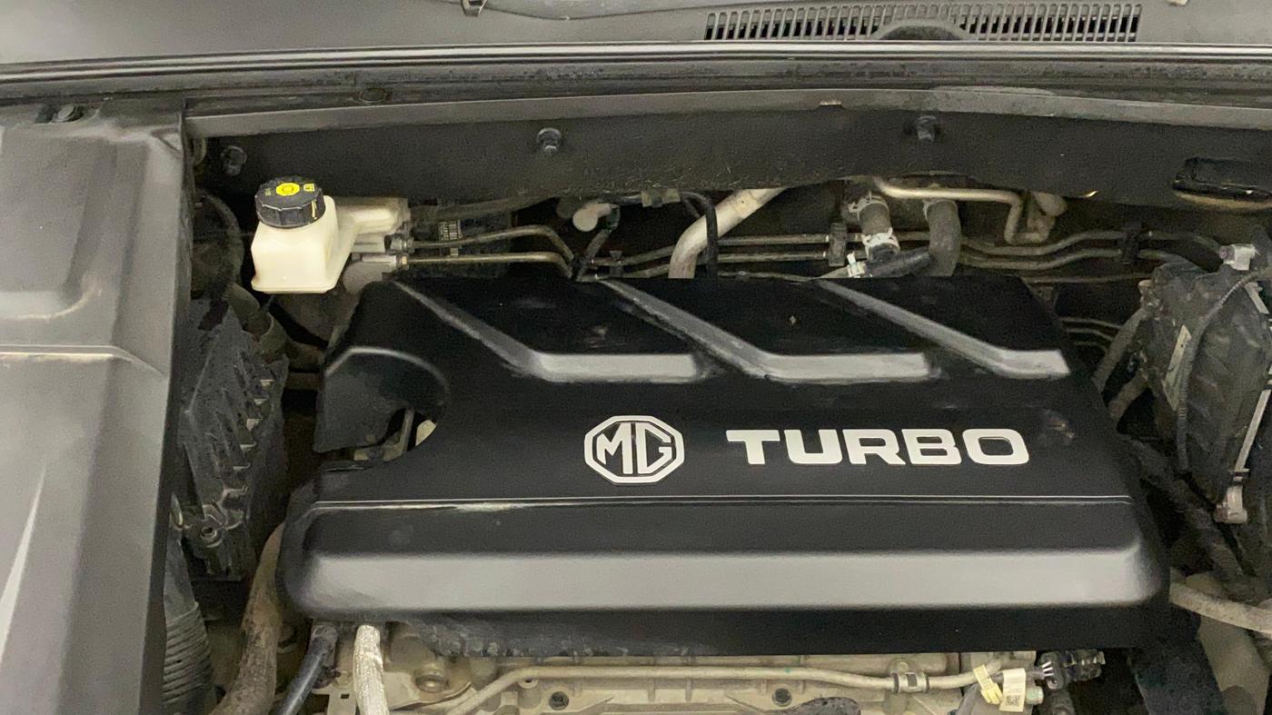 2021 MG HECTOR PLUS SHARP 1.5 PETROL TURBO HYBRID MT 6-STR, Petrol, Manual, 83,498 km, Engine View - Right