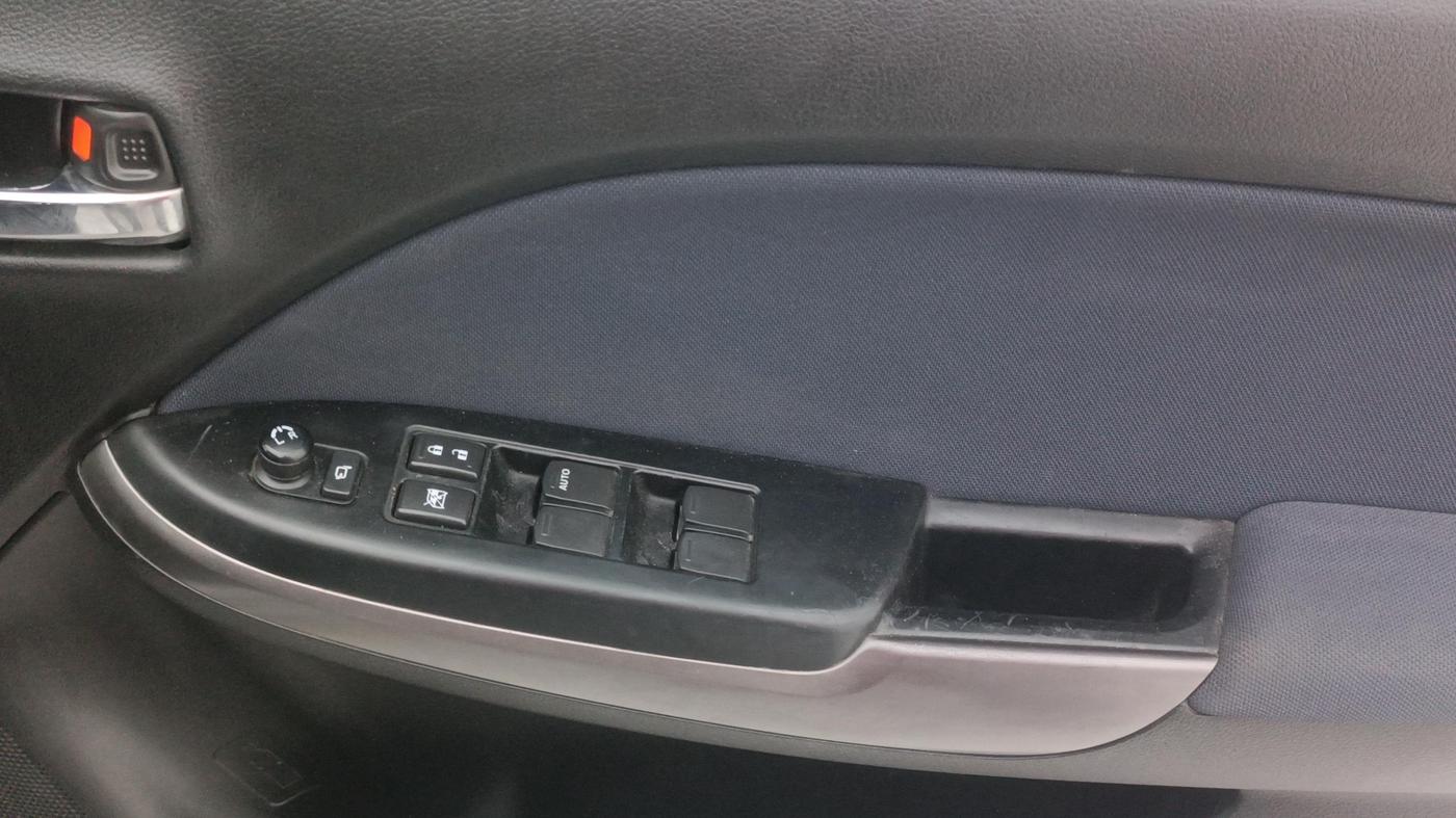 2021 Maruti Baleno DELTA PETROL 1.2, Petrol, Manual, 49,791 km, Driver Side Door Panels Control