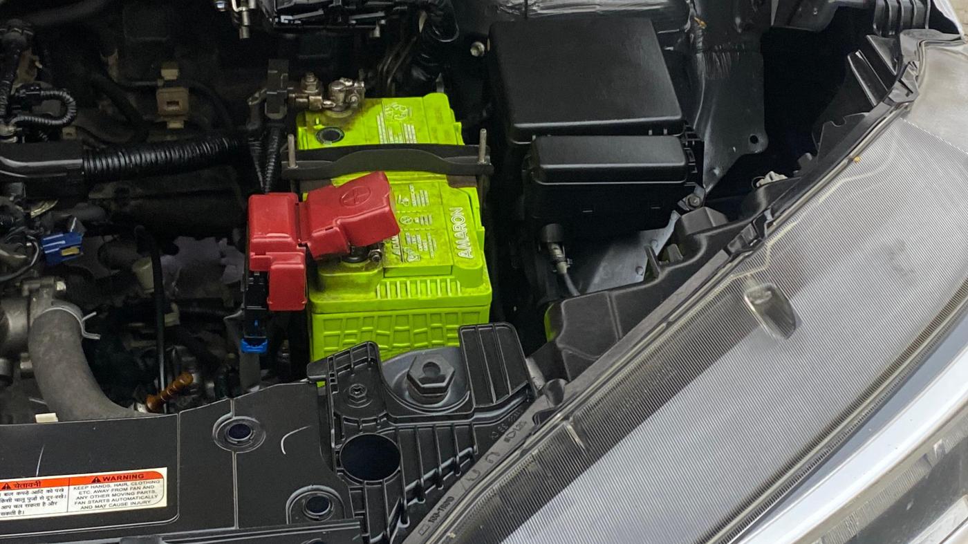 2021 Maruti XL6 ALPHA AT, Petrol, Automatic, 1,16,186 km, Engine View - Left