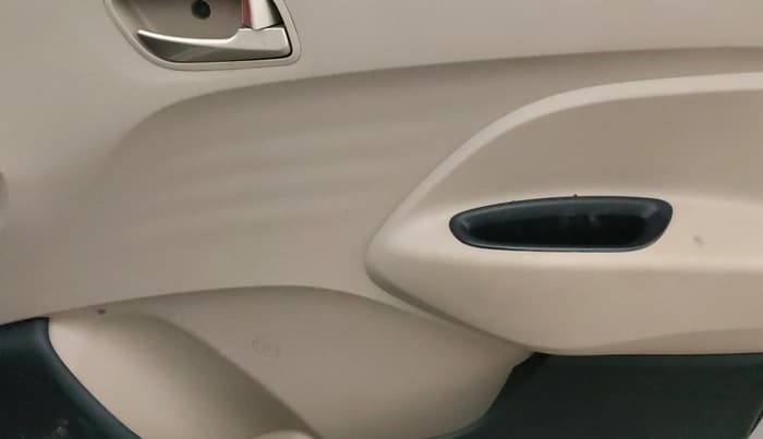 2019 Hyundai NEW SANTRO SPORTZ CNG, CNG, Manual, 66,345 km, Driver Side Door Panels Control