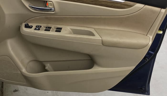2022 Maruti Ciaz ZETA 1.5 SHVS MT PETROL, Petrol, Manual, 43,745 km, Driver Side Door Panels Control