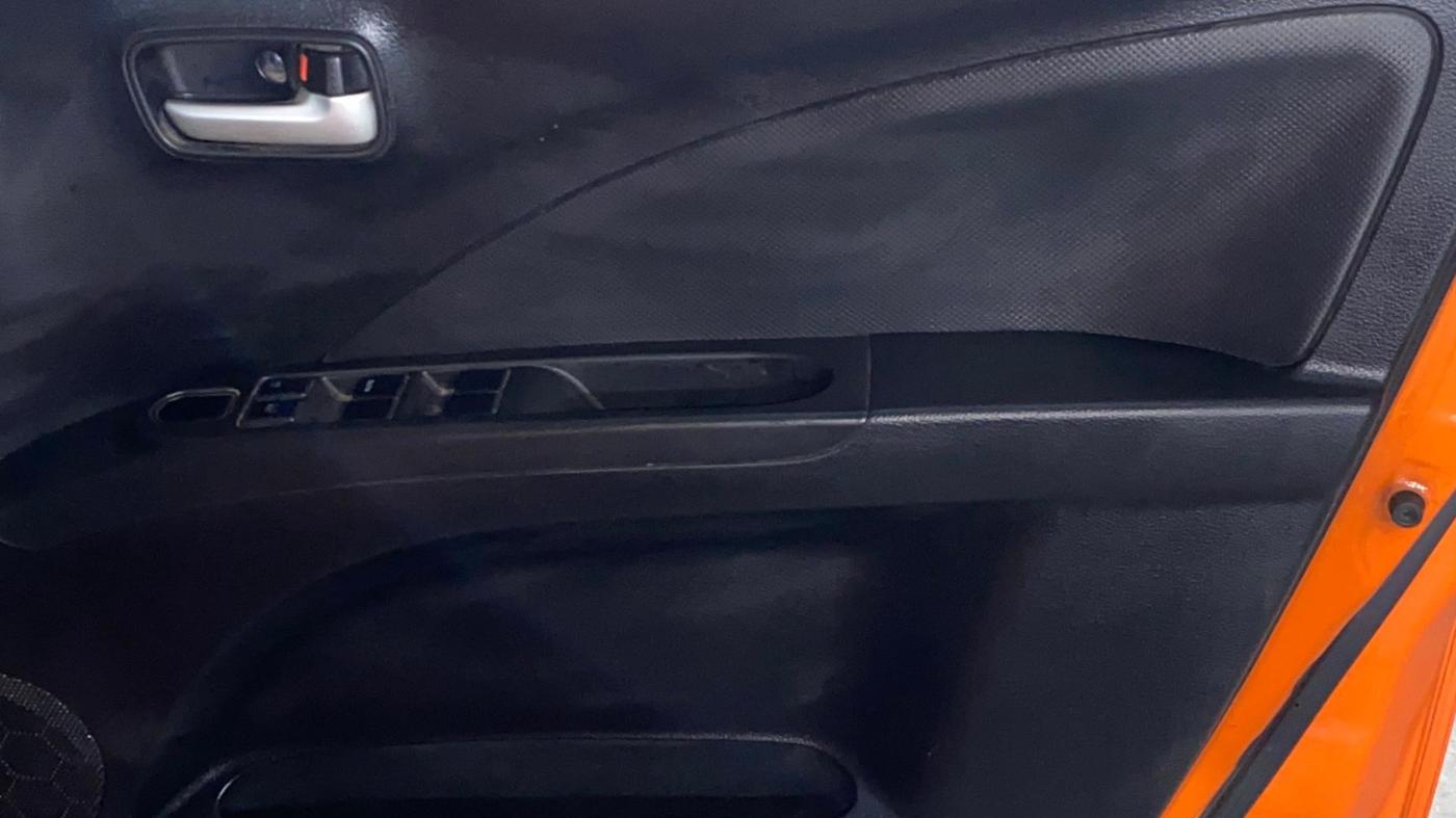 2019 Maruti Celerio X VXI (O), Petrol, Manual, 72,017 km, Driver Side Door Panels Control