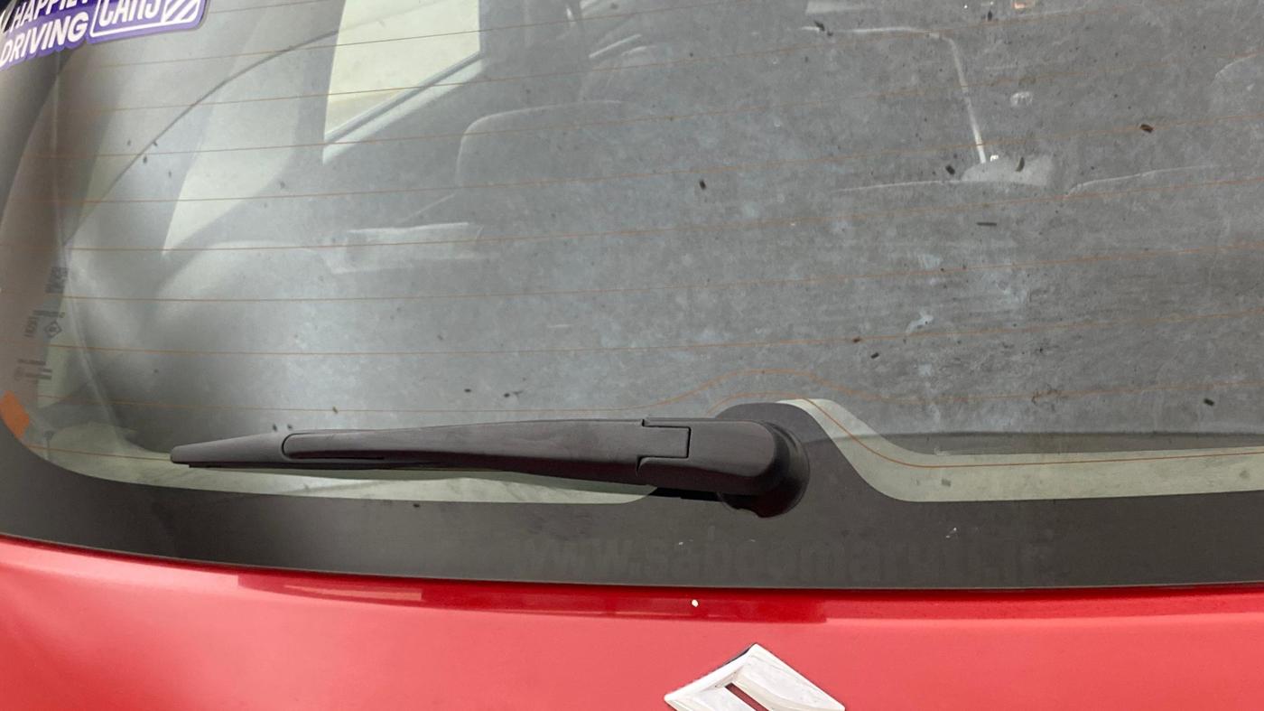 2023 Maruti BREZZA ZXI + SMART HYBRID DUAL TONE, Petrol, Manual, 39,742 km, Rear Wiper