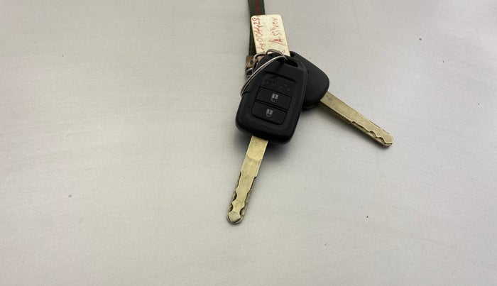 2018 Honda WR-V 1.2L I-VTEC S MT, Petrol, Manual, 99,051 km, Key Close Up