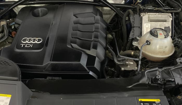 2019 Audi Q5 40 TDI PREMIUM PLUS, Diesel, Automatic, 77,627 km, Engine View - Left