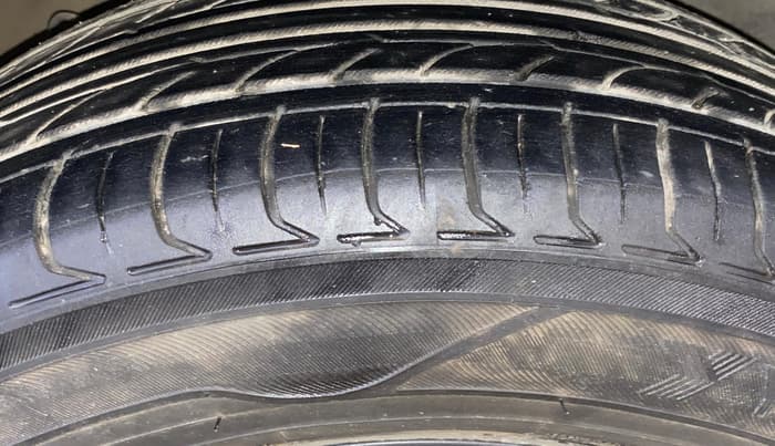 2020 Hyundai VENUE SX 1.0 TURBO IMT, Petrol, Manual, 1,08,530 km, Right Front Tyre Tread