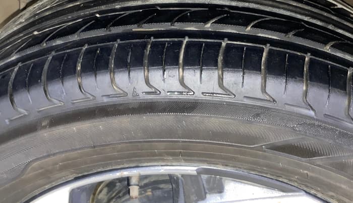 2020 Hyundai VENUE SX 1.0 TURBO IMT, Petrol, Manual, 1,08,530 km, Right Rear Tyre Tread
