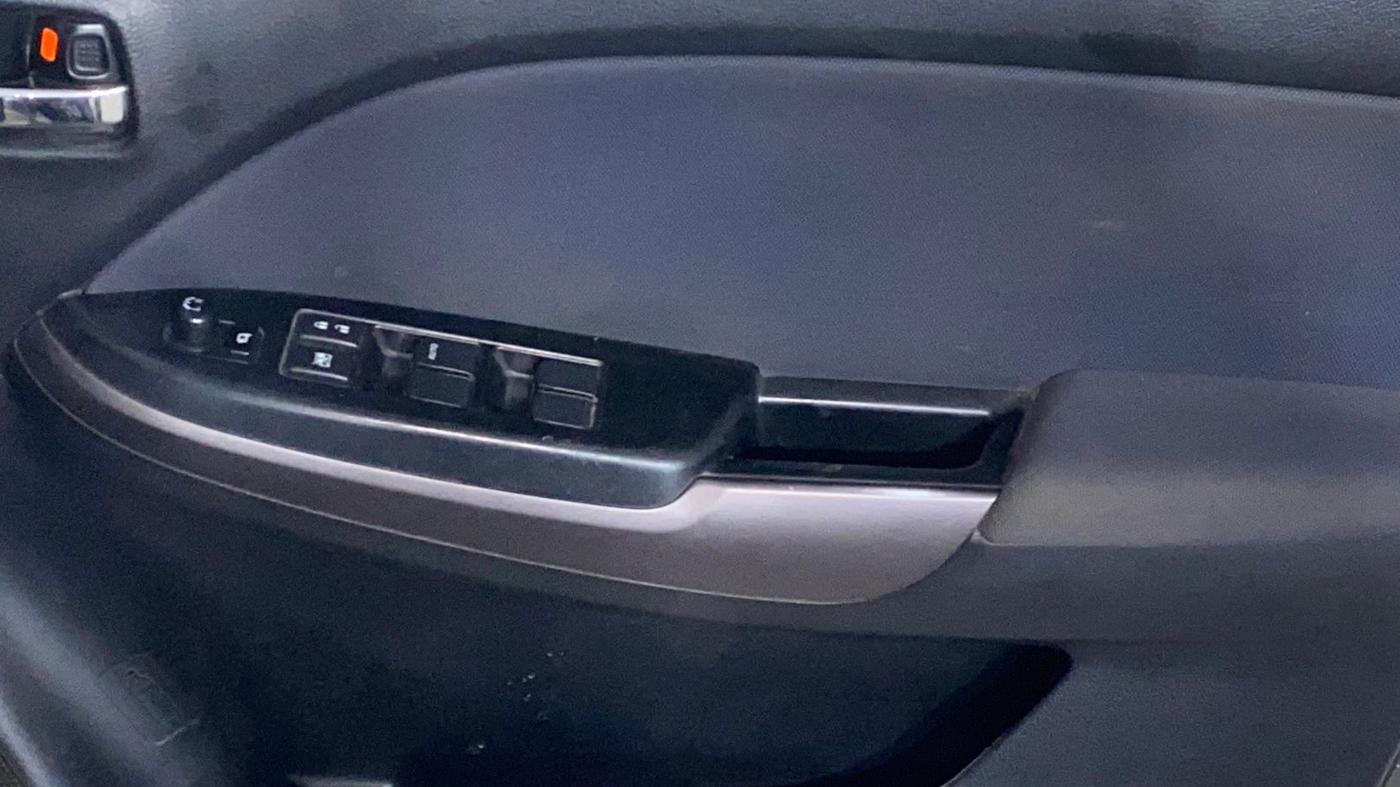 2022 Maruti Baleno ZETA PETROL 1.2, Petrol, Manual, 52,532 km, Driver Side Door Panels Control