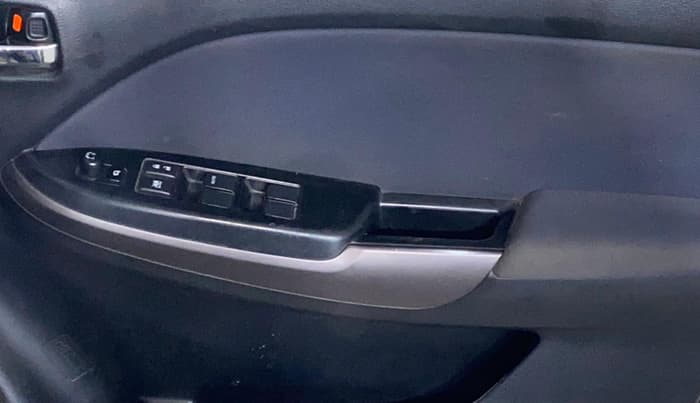 2025 Maruti Baleno ZETA PETROL 1.2, Petrol, Manual, 52,532 km, Driver Side Door Panels Control