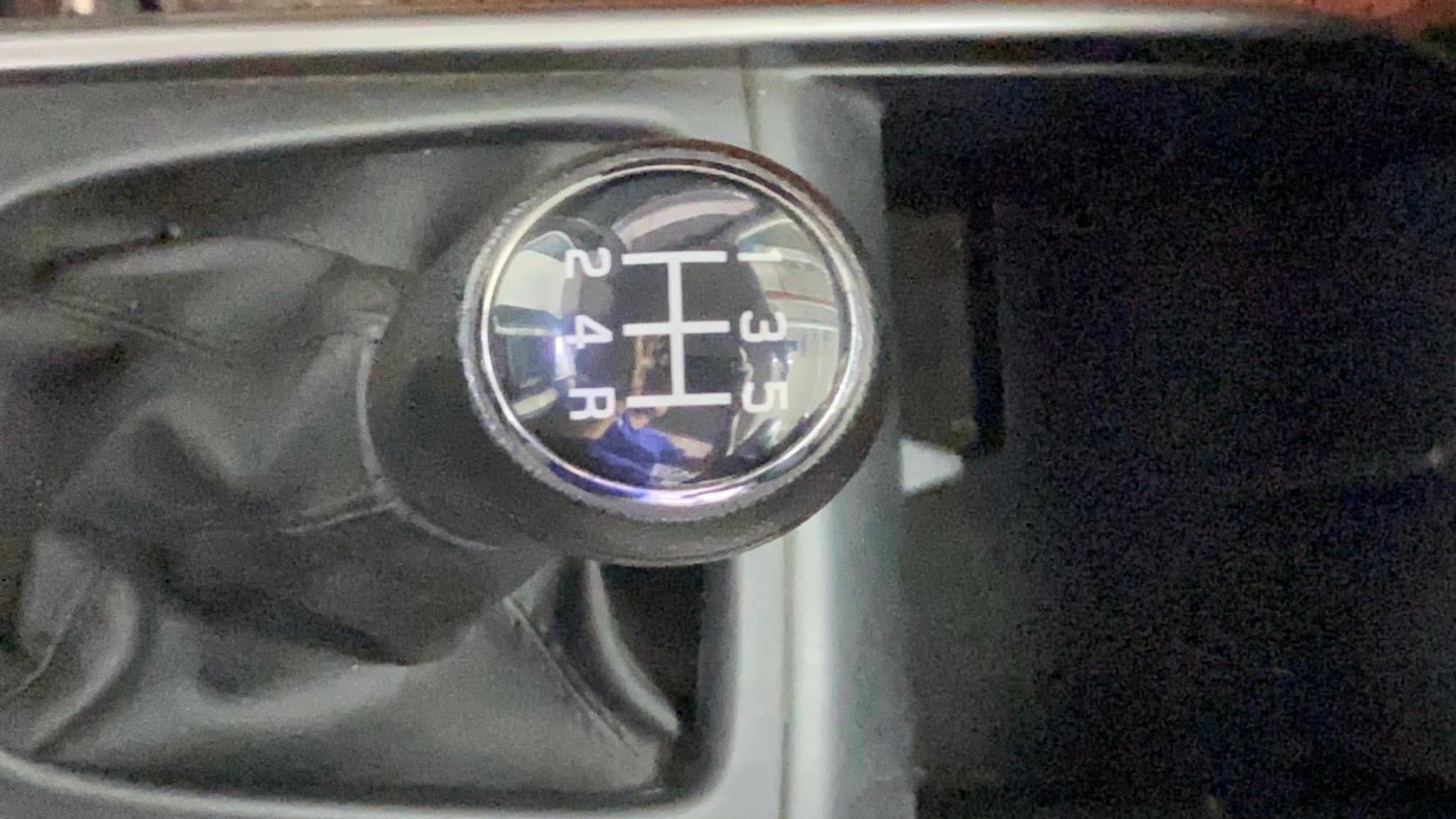 2022 Maruti Baleno ZETA PETROL 1.2, Petrol, Manual, 52,532 km, Gear Lever
