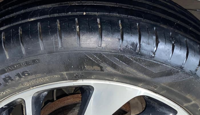 2025 Maruti Baleno ZETA PETROL 1.2, Petrol, Manual, 52,532 km, Right Front Tyre Tread