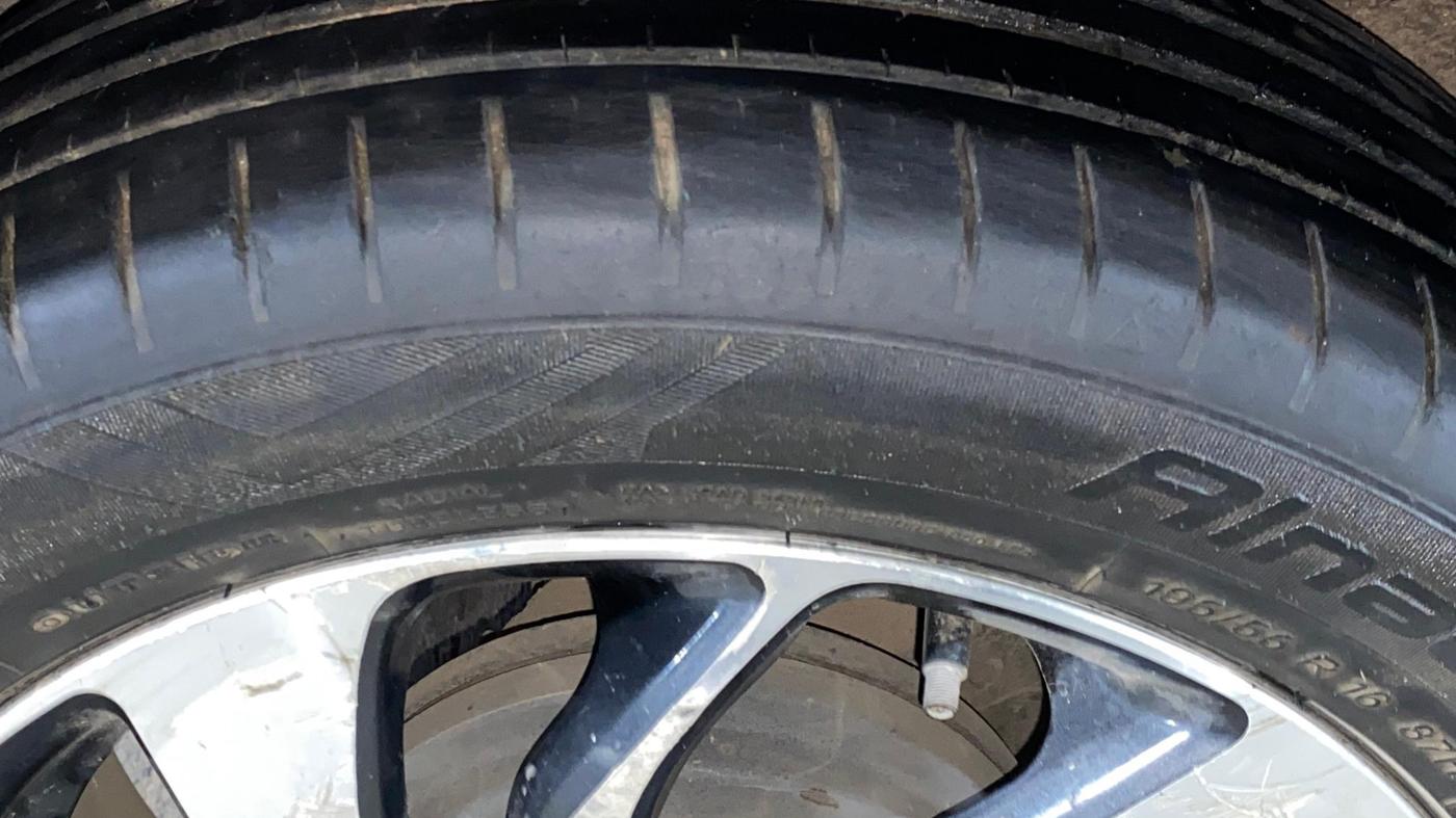 2022 Maruti Baleno ZETA PETROL 1.2, Petrol, Manual, 52,532 km, Right Rear Tyre Tread