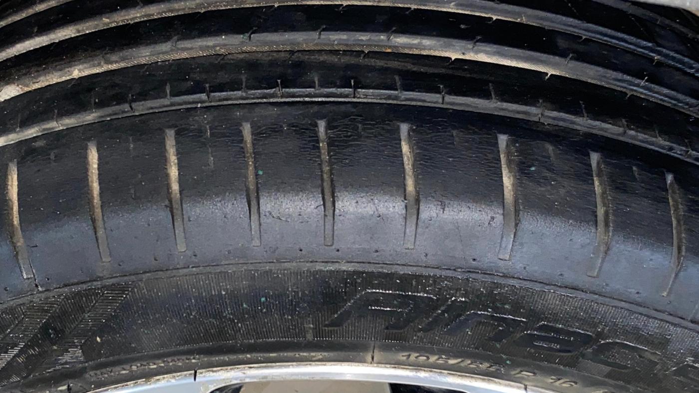 2022 Maruti Baleno ZETA PETROL 1.2, Petrol, Manual, 52,532 km, Left Rear Tyre Tread