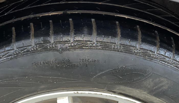 2012 Maruti Swift VDI, Diesel, Manual, 83,991 km, Right Rear Tyre Tread