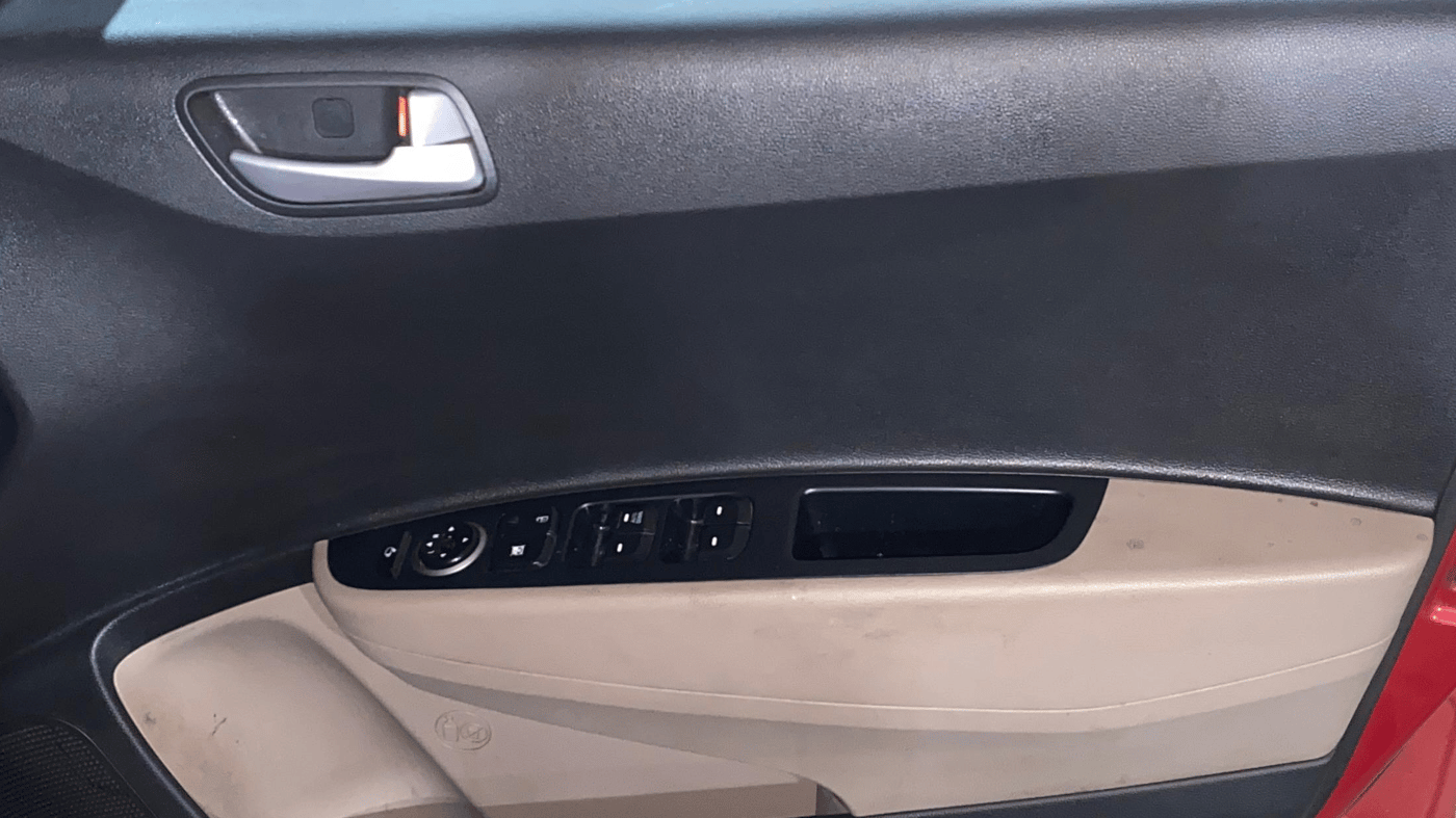 2017 Hyundai Grand i10 ASTA 1.2 KAPPA VTVT, Petrol, Manual, 57,196 km, Driver Side Door Panels Control