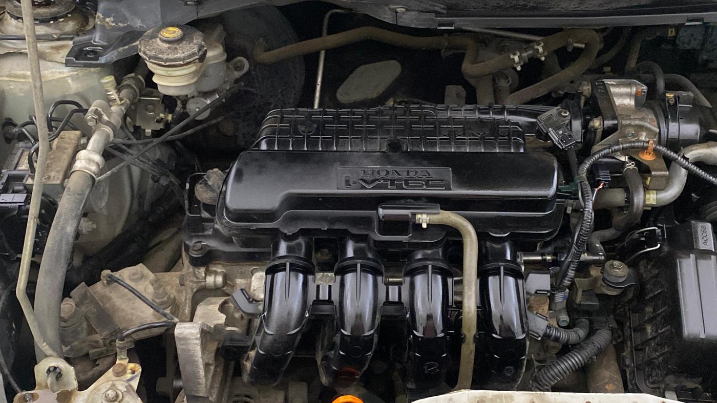 2016 Honda Brio VX AT, Petrol, Automatic, 52,986 km, Engine View - Right