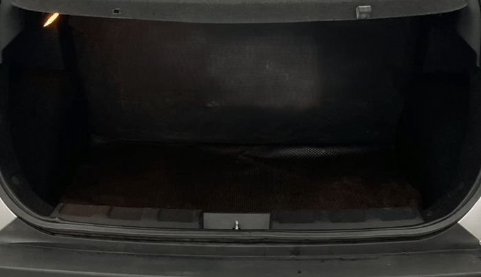 2021 Tata NEXON XMA SUNROOF PETROL, Petrol, Automatic, 36,385 km, Boot Inside