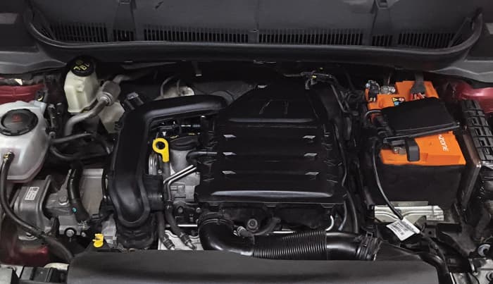 2022 Volkswagen TAIGUN TOPLINE 1.0 TSI AT, Petrol, Automatic, 59,900 km, Engine View