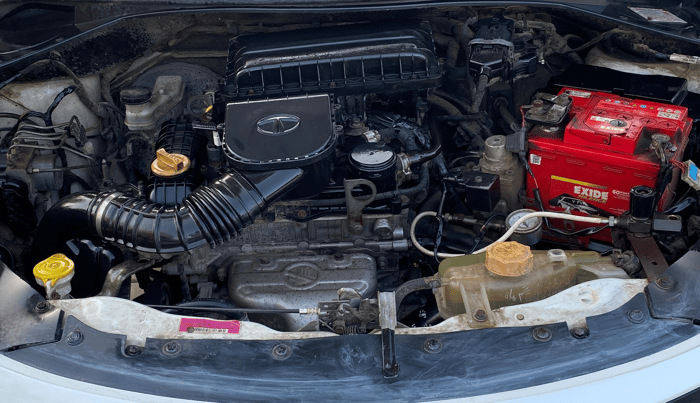 2019 Tata Tiago XZ PLUS PETROL, CNG, Manual, 1,02,379 km, Engine View