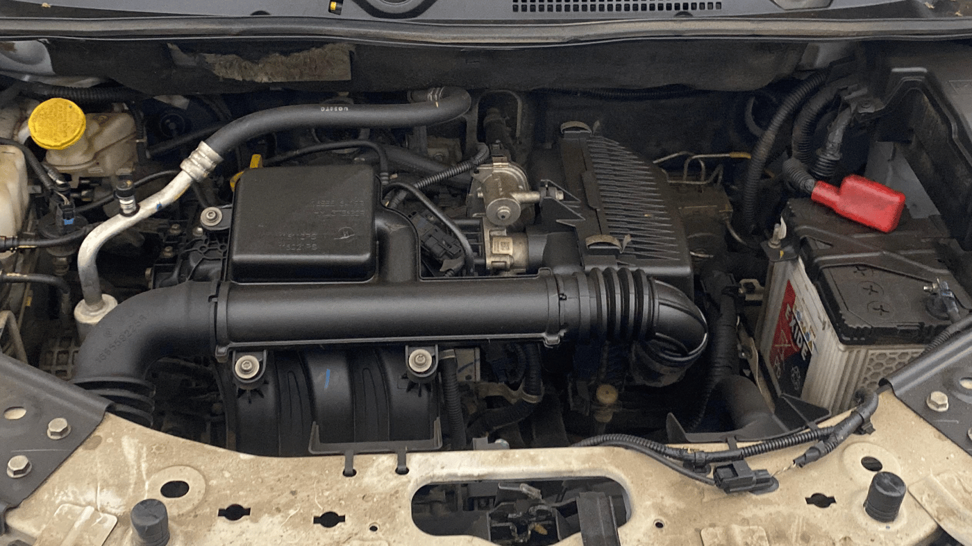 2024 Nissan MAGNITE N-Connecta B4D 1.0 Petrol MT, Petrol, Manual, 10,573 km, Engine View