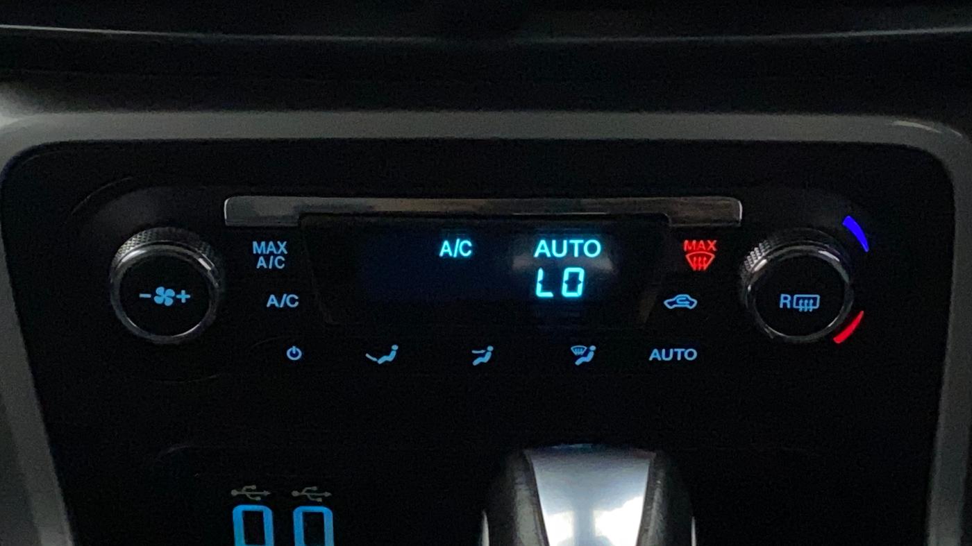 2018 Ford Ecosport TITANIUM + 1.5L PETROL AT, Petrol, Automatic, 60,572 km, Automatic Climate Control