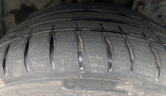 2018 Ford Ecosport TITANIUM + 1.5L PETROL AT, Petrol, Automatic, 60,572 km, Right Front Tyre Tread