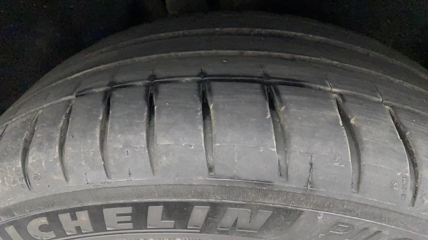 2018 Ford Ecosport TITANIUM + 1.5L PETROL AT, Petrol, Automatic, 60,572 km, Right Rear Tyre Tread