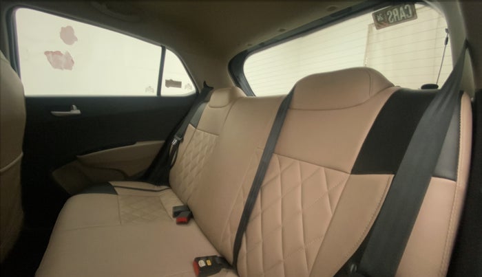 2019 Hyundai Grand i10 SPORTZ 1.2 KAPPA VTVT, Petrol, Manual, 20,385 km, Right Side Rear Door Cabin