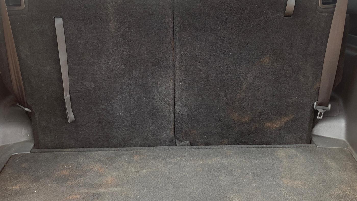 2023 Maruti Invicto ZETA PLUS 7 STR STRONG HYBRID, Hybrid, Automatic, 43,056 km, Boot Inside