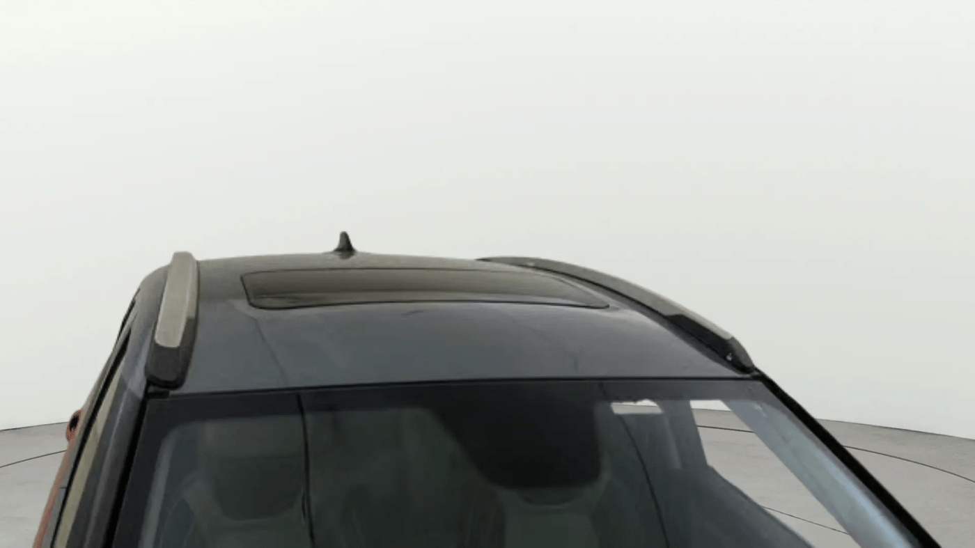 2022 Tata NEXON XZ PLUS SUNROOF PETROL DUAL TONE, Petrol, Manual, 70,753 km, Moonroof/ Sunroof