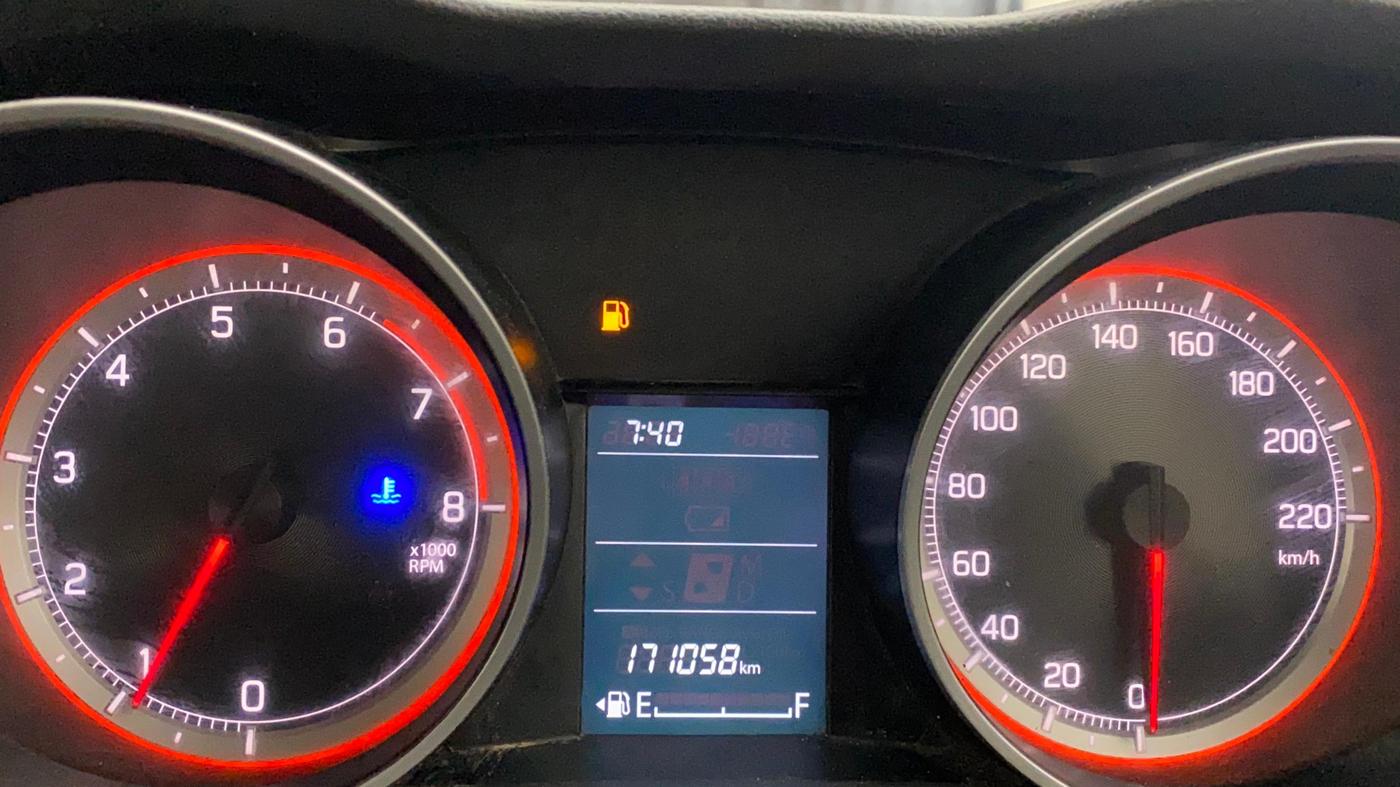 2020 Maruti Swift VXI, Petrol, Manual, 1,71,052 km, Odometer Image