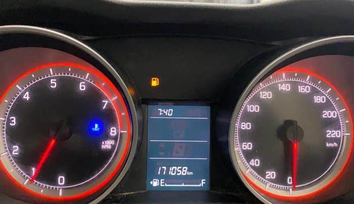 2020 Maruti Swift VXI, Petrol, Manual, 1,71,052 km, Odometer Image